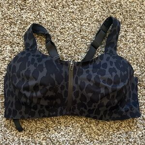 VS Knockout sports bra 36DD
